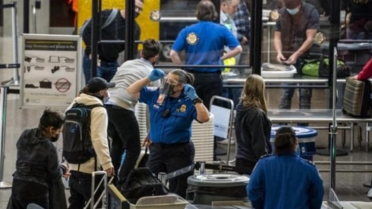 A cyber attack cuts off the internet at an American airport