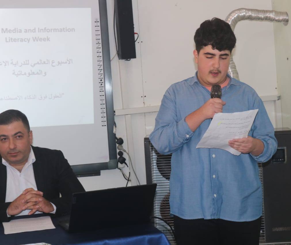 ثانوية الإشراق أحيت الأسبوع العالمي للدراية الإعلامية والمعلوماتية... "مش كل خبر لازم نصدقو"