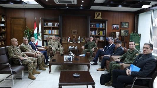 Lebanese Army Acting Commander meets UNIFIL Head, French Naval Admiral