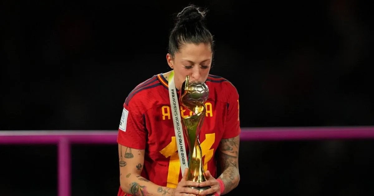 Spain's Soccer Chief Apologises for Kissing World Cup Winner Jenni Hermoso