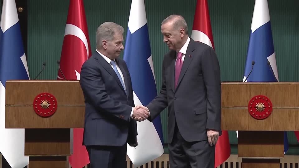 Turkey's Erdogan endorses Finland's NATO bid, but Sweden must wait