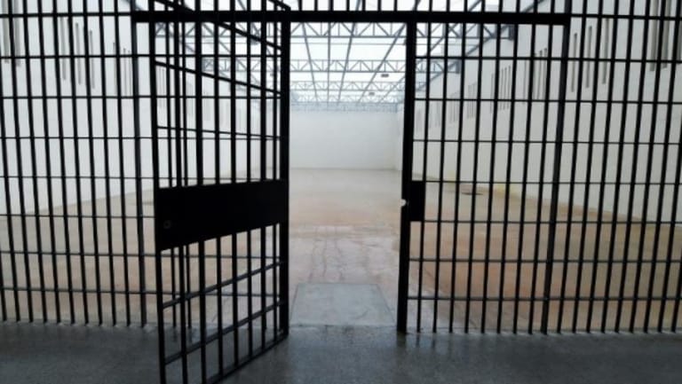 إحباط محاولة فرار 6 موقوفين من نظارة