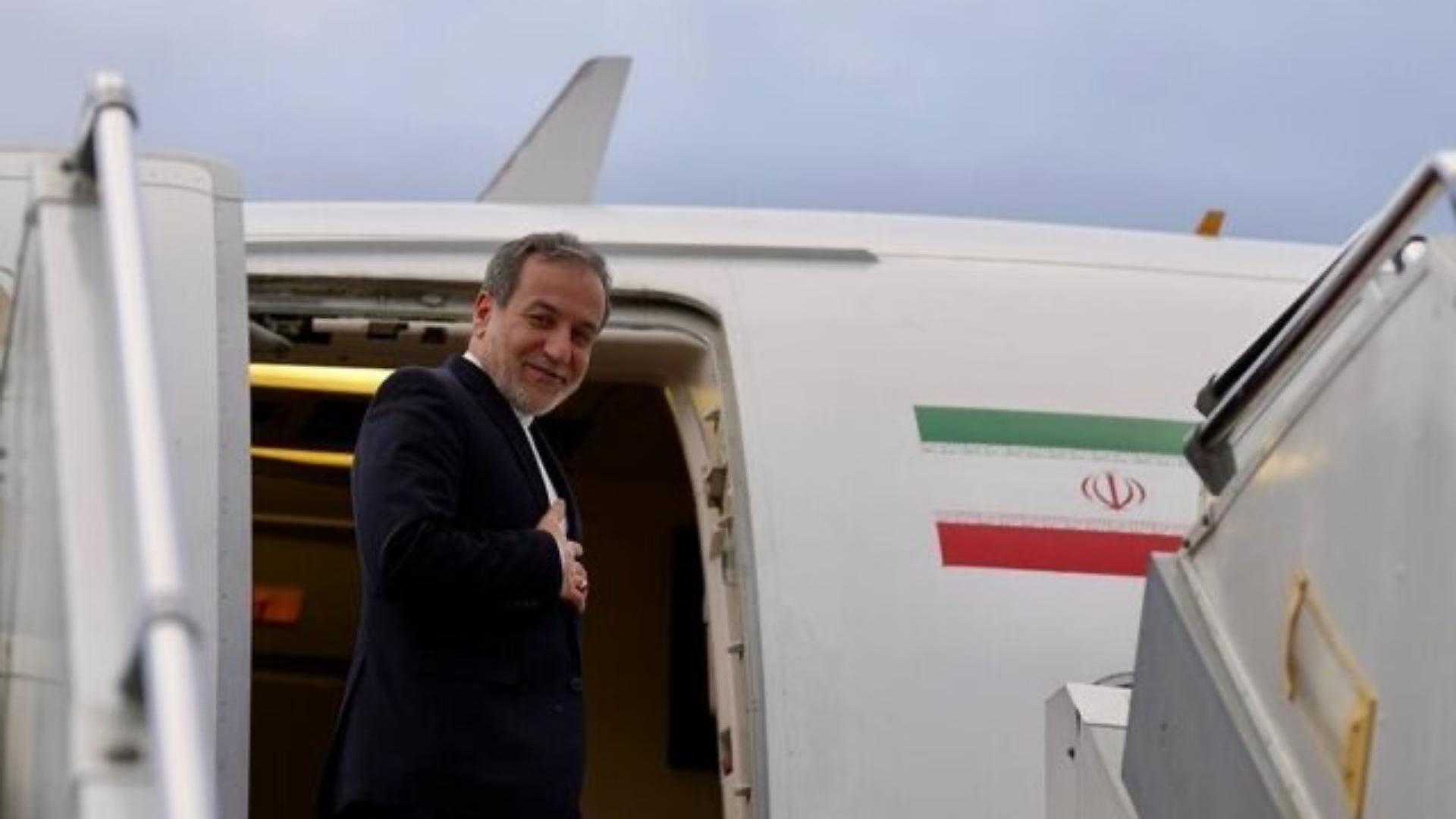 عراقجي بـ New look... رسائل وأكثر من بيروت