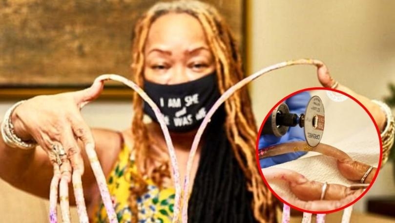 Woman With World’s Longest Fingernails Cuts Them Short for First Time in Almost 30 Years