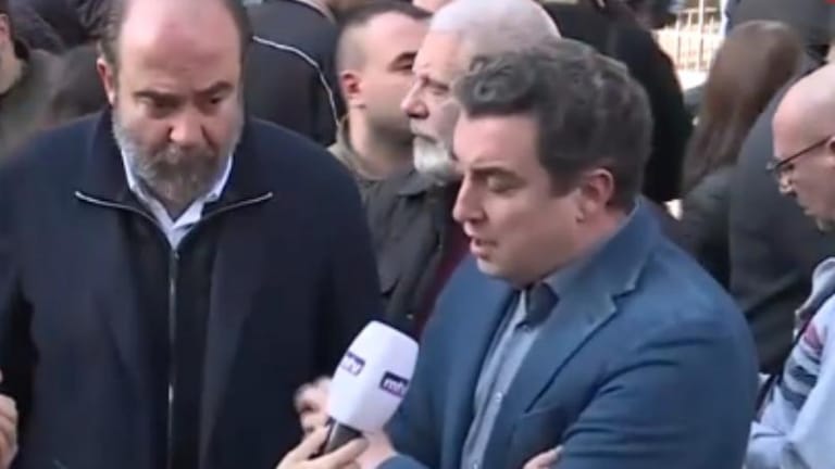 النائب مارك ضو لـmtv: نحن هنا اليوم لمُساندة أهالي ضحايا 4 آب وما قام به القاضي عويدات إنقلاب وما يحصل ليس عملاً قضائيًّا بل سياسيًّا بهدف التواطؤ لمنع الاستمرار في تحقيقات انفجار المرفأ