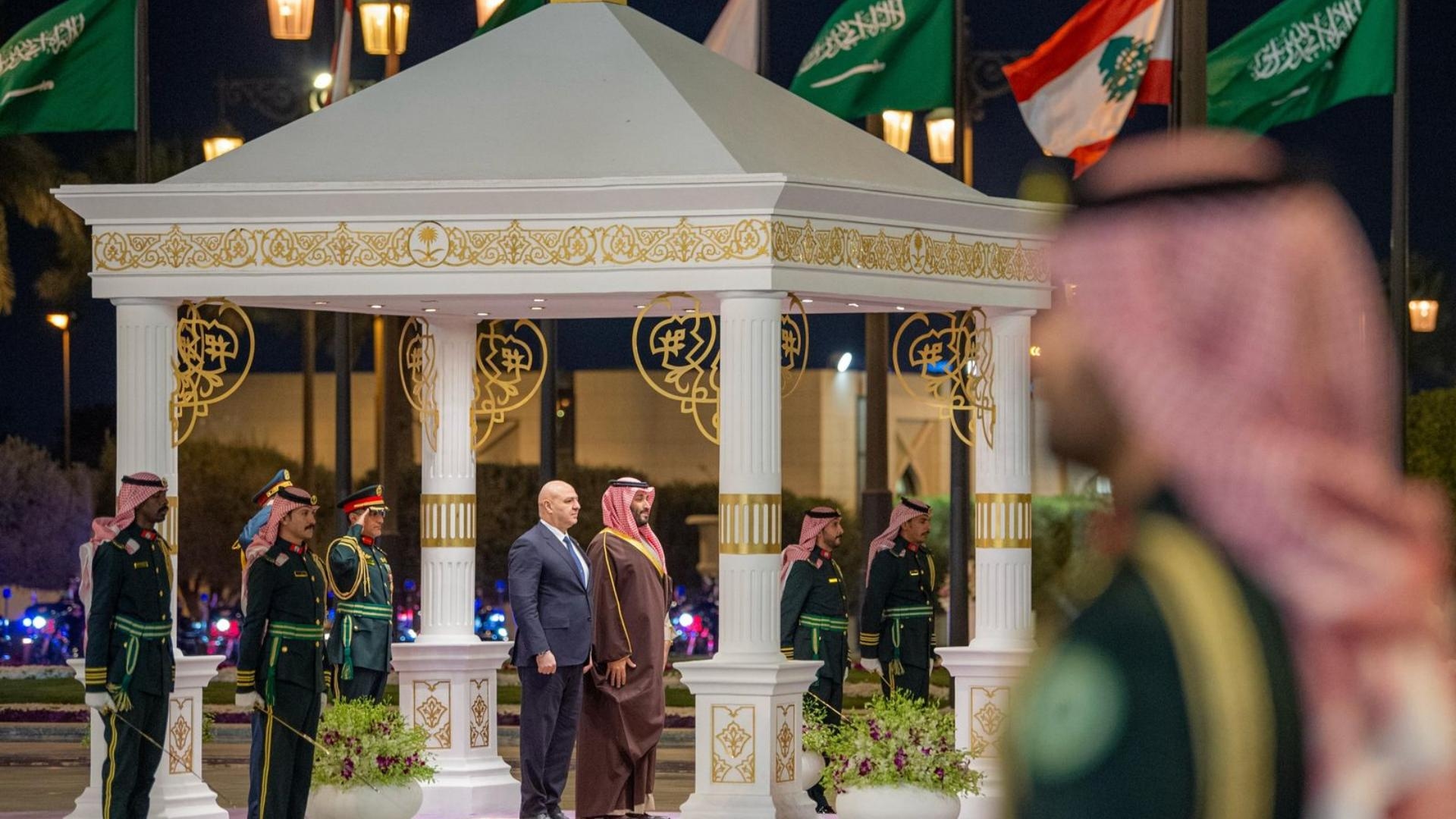 بالصور: الرئيس جوزاف عون يلتقي ولي العهد السعودي الأمير محمد بن سلمان في الديوان الملكي