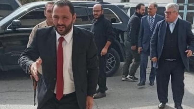 … وقال أمام الجمع: أنا خليفة بري