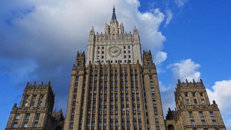 الخارجية الروسية: نعمل مع الصين عن كثب في شأن الأمن