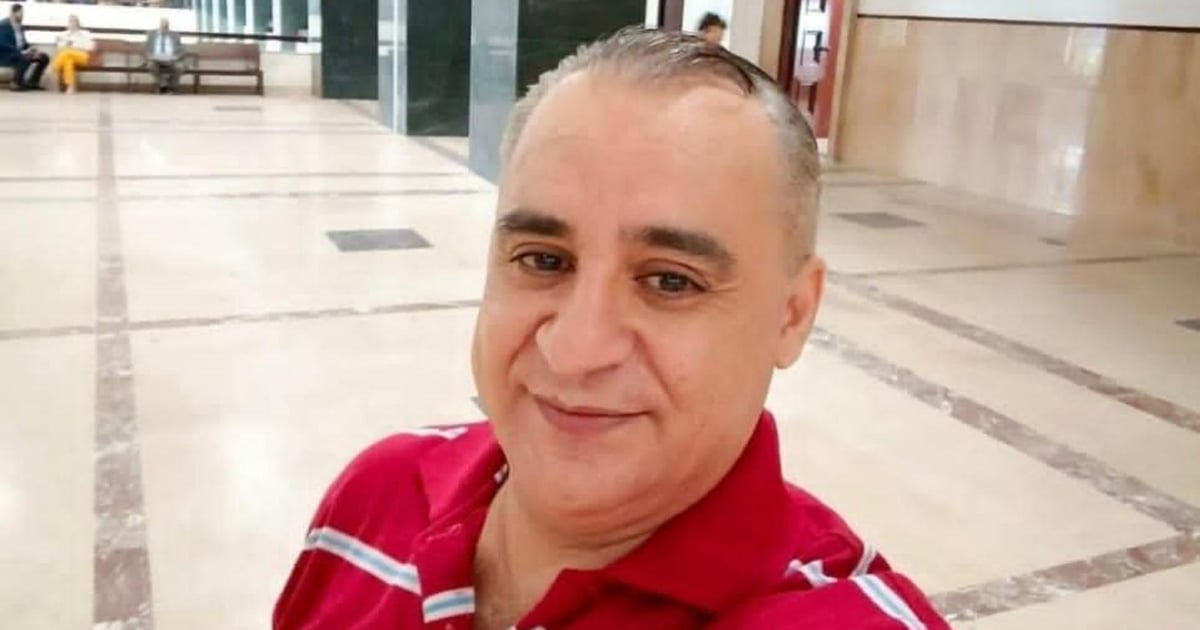 الأجهزة الأمنيّة تقتحم منزل ناشط عنوةً!