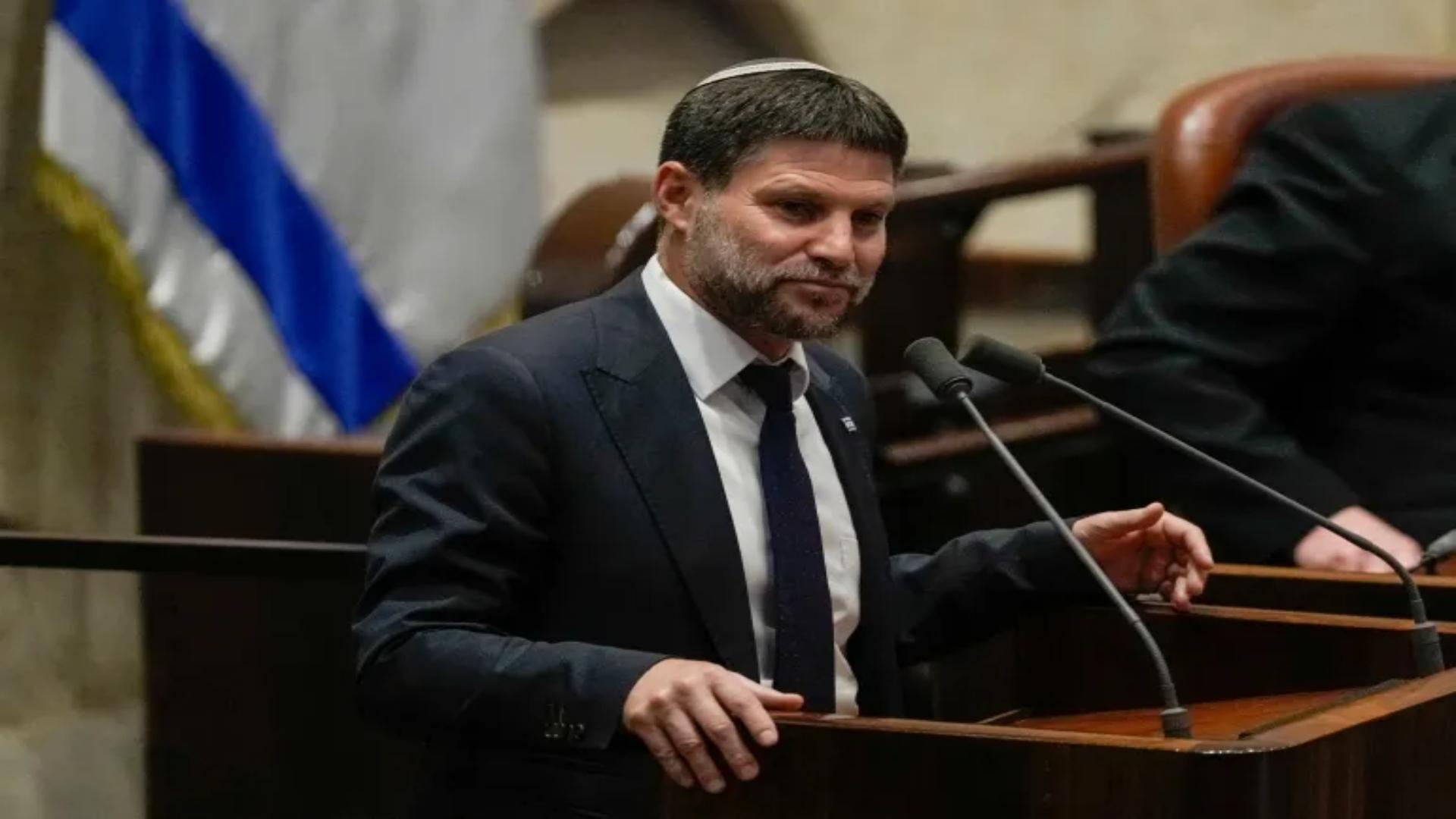 EU urges Israel to cancel move to cut off Palestinian banks