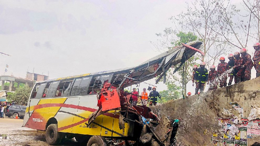 At least 19 killed in bus accident in Bangladesh