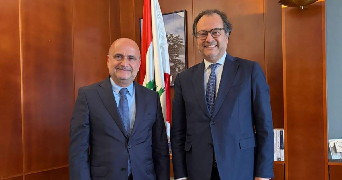 لقاء بين أبي رميا وسفير لبنان في فرنسا 

@SimonAbiramia
