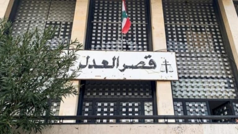 الكباش يحتدم بين عويدات وعون