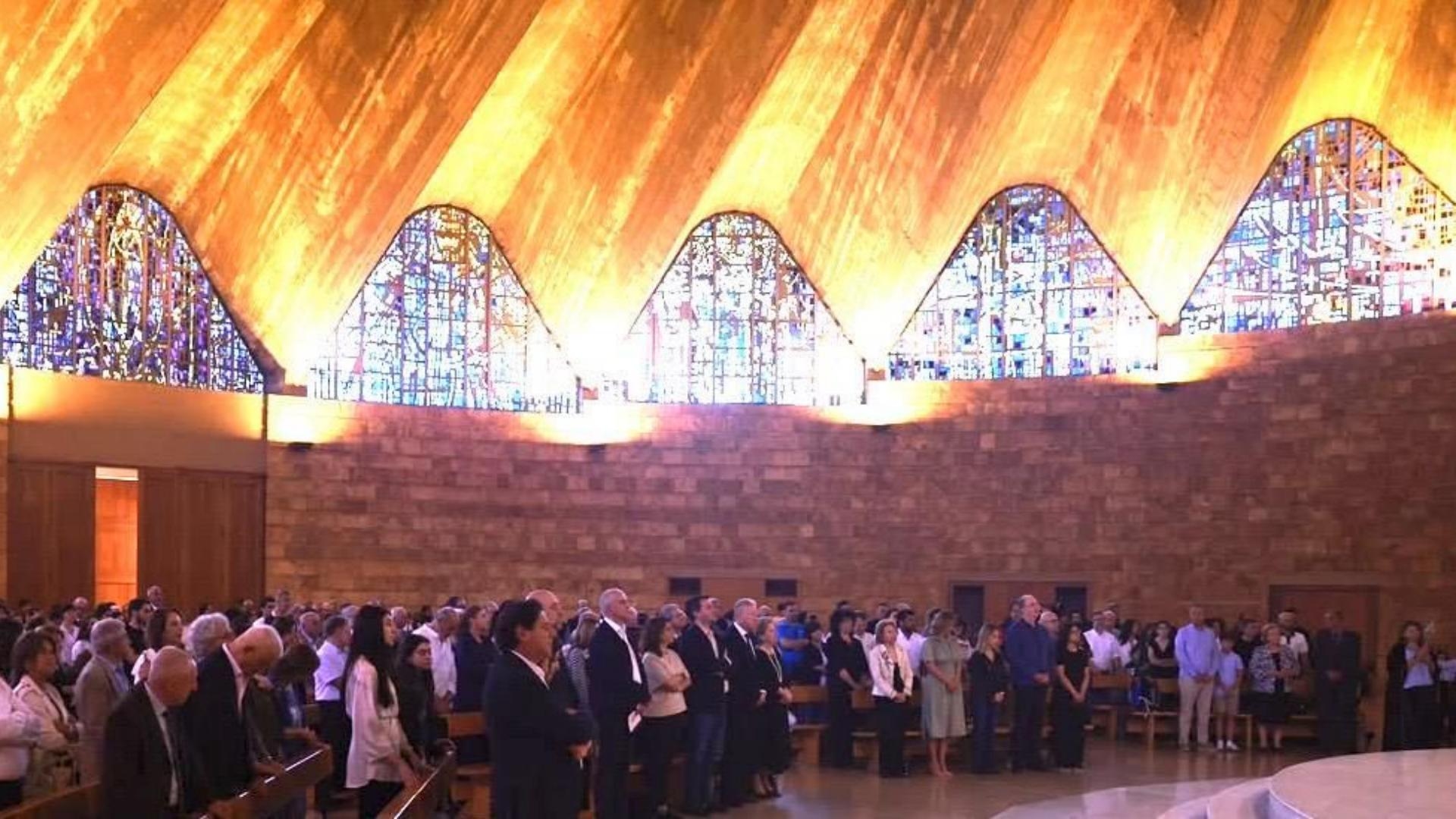 رجّي: تشرفتُ بالمشاركة في القدّاس لراحة نفس شهداء مدرسة سيّدة الجمهور
