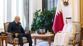 وزير خارجية قطر لقائد الجيش: سنواصل تقديم الدعم للمؤسسة العسكرية