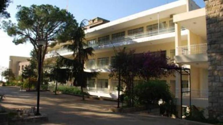 "ضهر الباشق" يحمل ثقل كورونا أيضاً: تأهيل وتوسيع للمواجهة