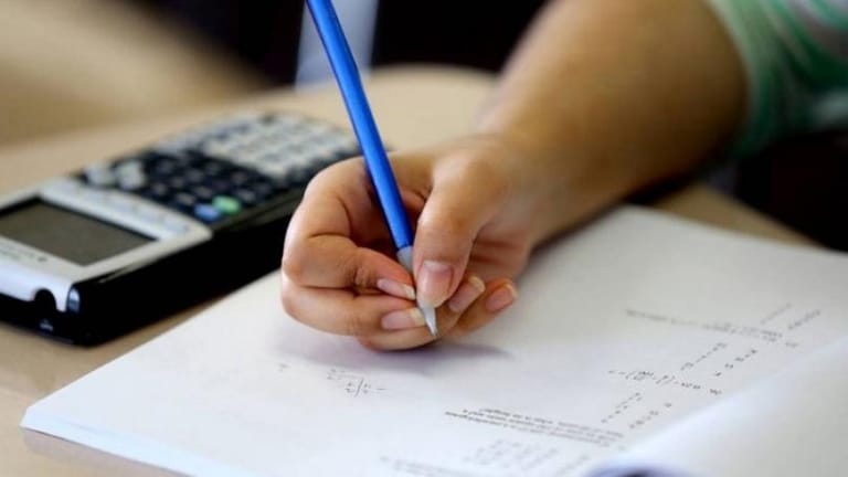 تقليص المناهج أُنجز: الإمتحانات الرسميّة مطلع تموز وبمواد اختيارية