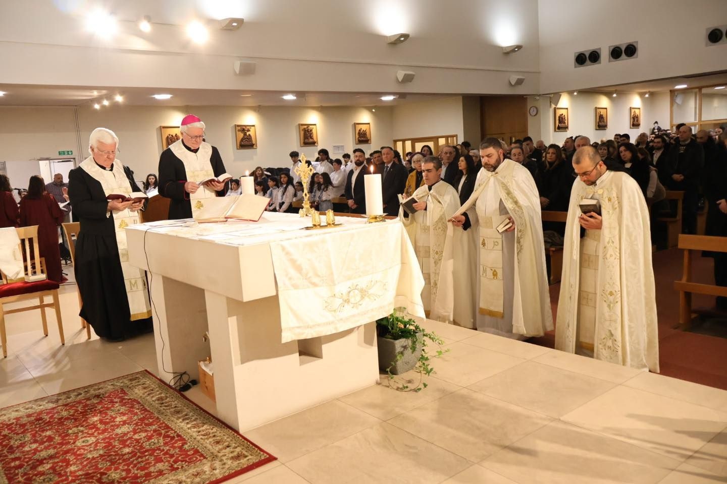 دير سيّدة لبنان في المملكة المتحدة احتفل بعيد القدّيس مارون
