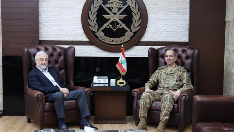 سلسلة لقاءات لقائد الجيش