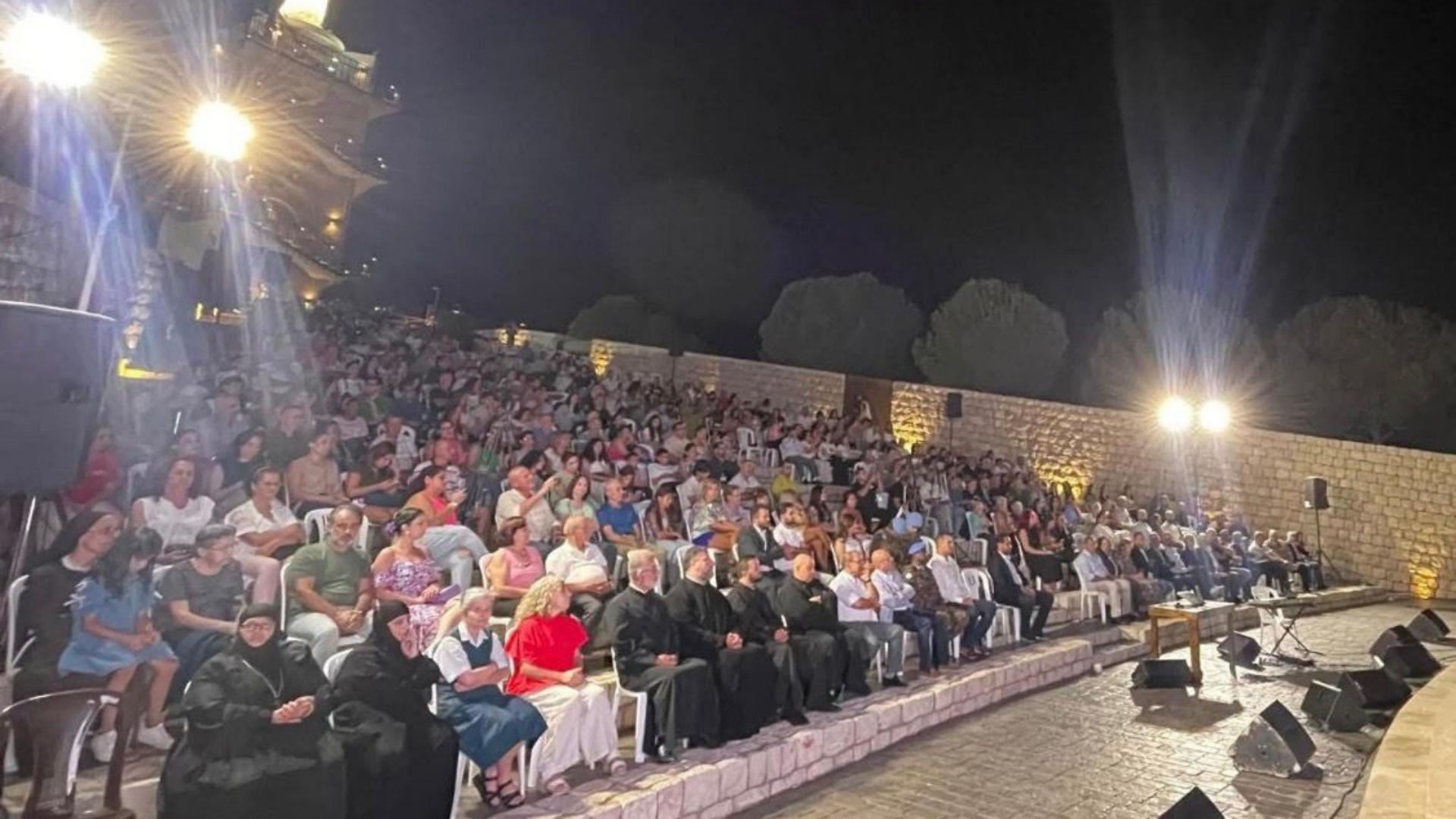 جوقة مار الياس – أنطلياس احتفلت بعيد السيدة في كوكبا