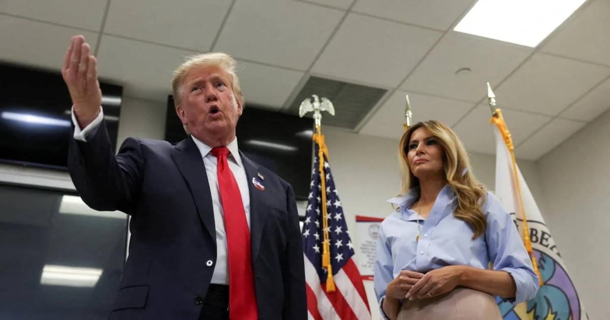 Trump Votes Early in Florida’s Midterm Elections