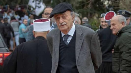 وليد جنبلاط يستعين بمارسيل خليفة