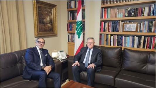 Siniora meets new Egyptian Ambassador