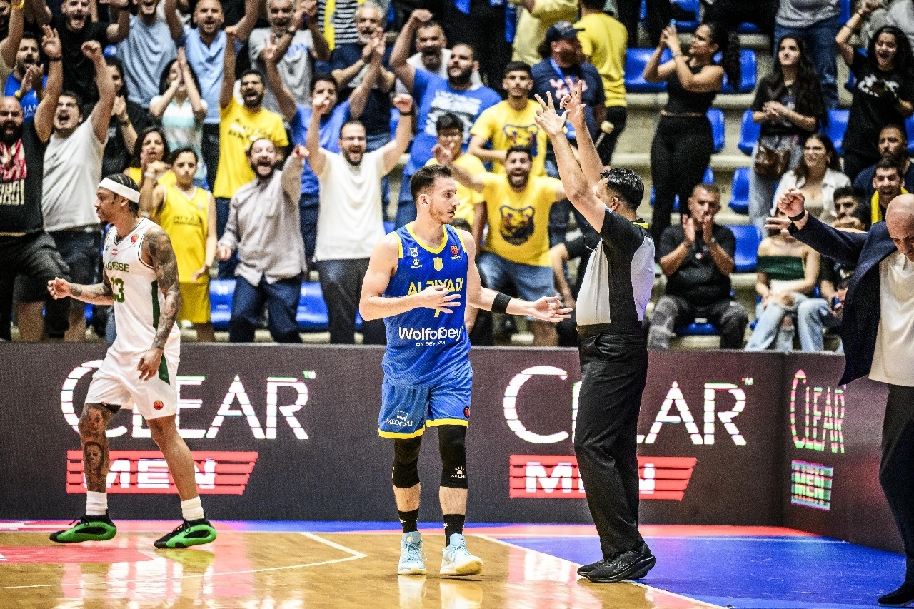 Al Riyadi defeated Sagesse with a score of 101-71 within the first round of the FIBA WASL Final 8 basketball tournament