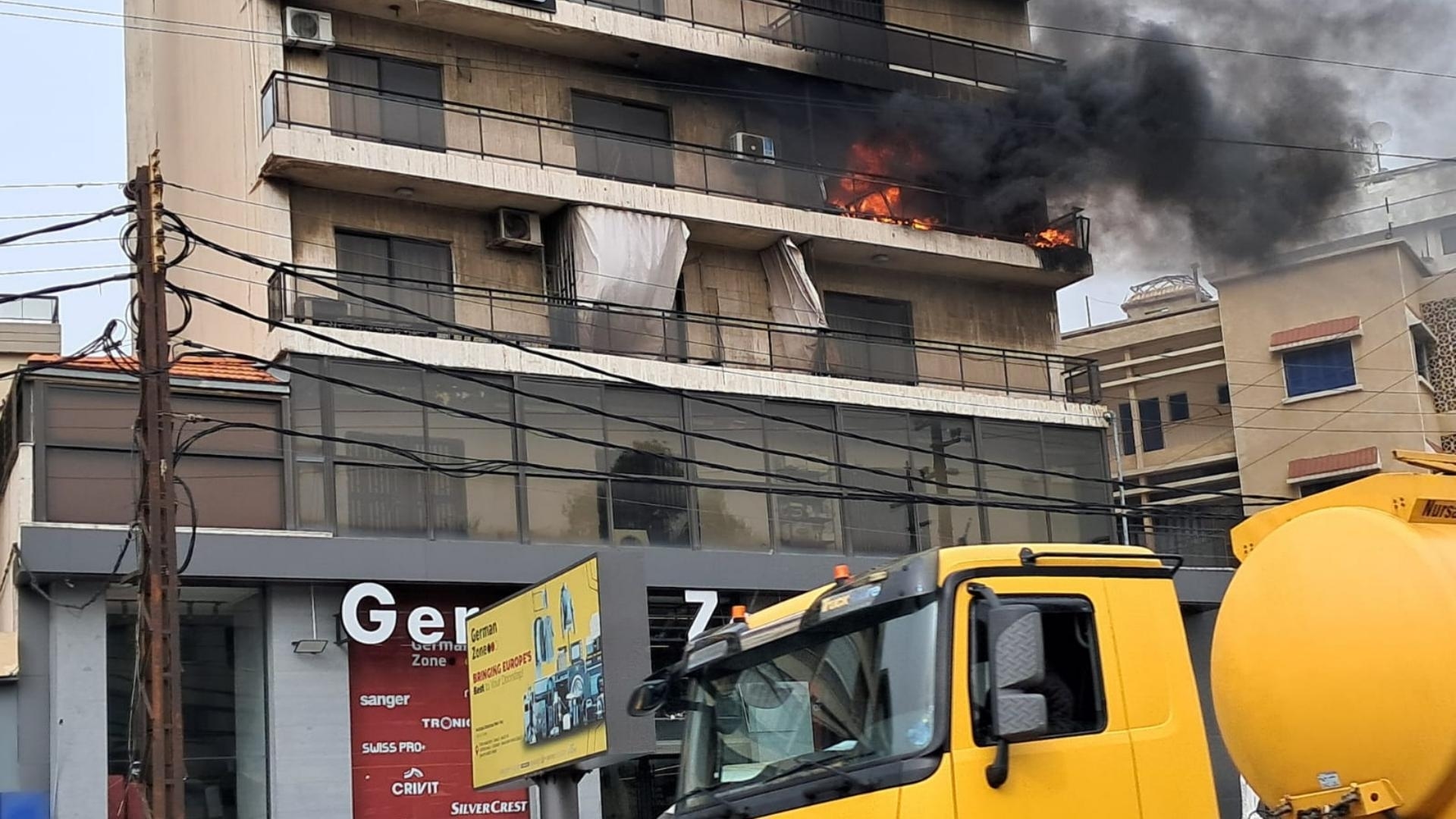 Photos: Building Catches Fire on Sarba Highway