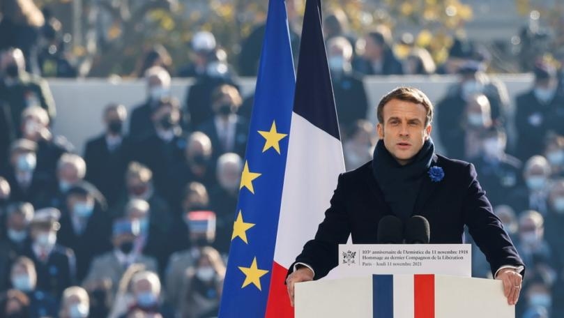 Macron Quietly Changes French Flag, According to Reports