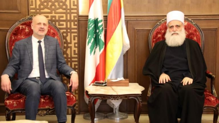 شيخ العقل التقى المولوي واتصل بالبطريرك اليازجي