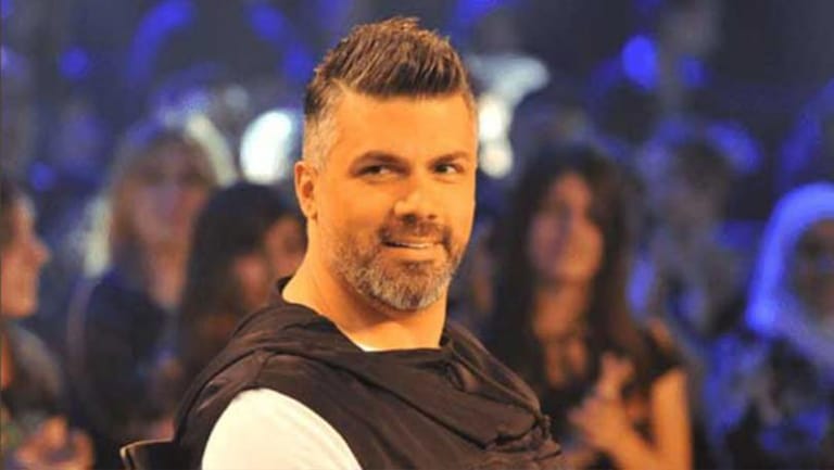 فارس كرم بأغنية جديدة: "الدنيي بدنا نخربا غصباً عن الكهربا"