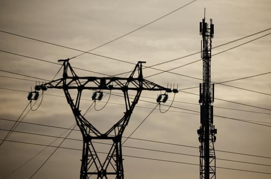 Emergency call services, telcos urge EU to protect telecoms networks from power cuts