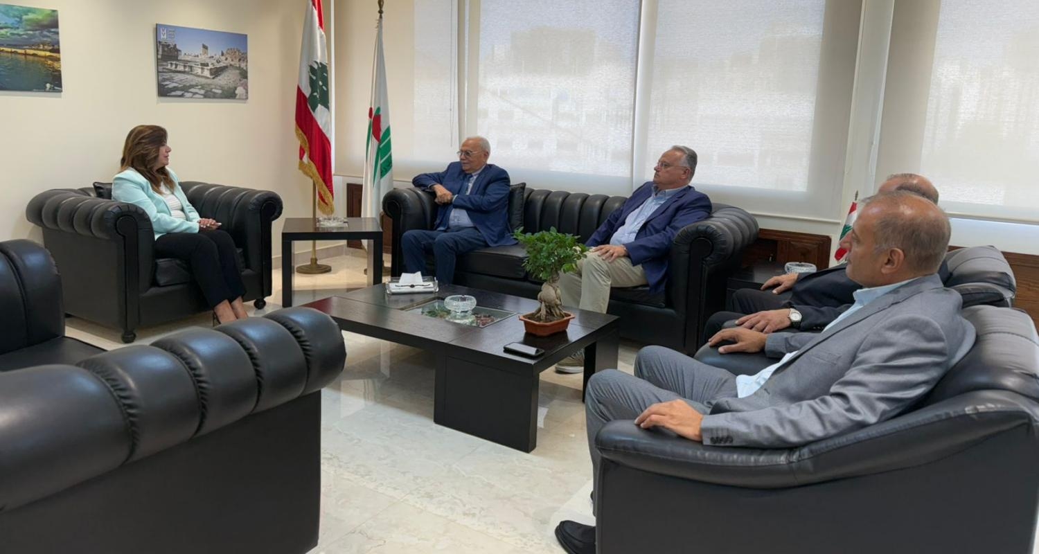 وفد من بلدية برج حمود زار بايراقداريان... وعرض للتحديات