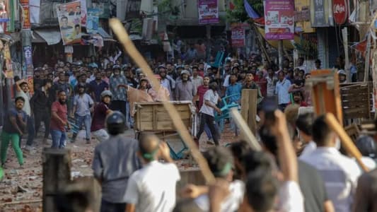 AFP: Bangladeshi police fire live ammunition at protesters in Dhaka