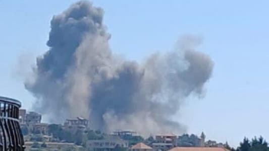 NNA: Israeli airstrike targeted the town of Deir Qanoun Ras El Ain in the Tyre district