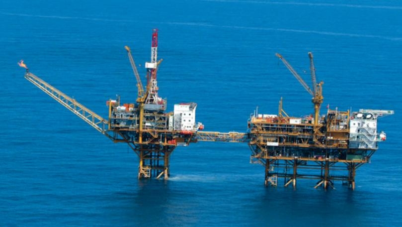 وصول منصة الحفر TransOcean Barents وتمركزها في النقطة المحدّدة لها في البلوك رقم 9
