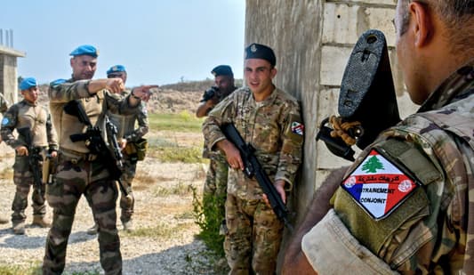 Lebanese Army, UNIFIL Commanders discuss means to boost cooperation