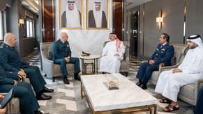 بالصّور: لقاء بين قائد الجيش ووزير الدولة لشؤون الدفاع القطري