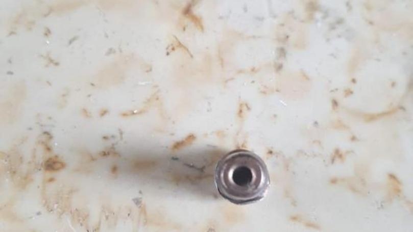 بالصّور: إطلاق نار على منزل محامٍ