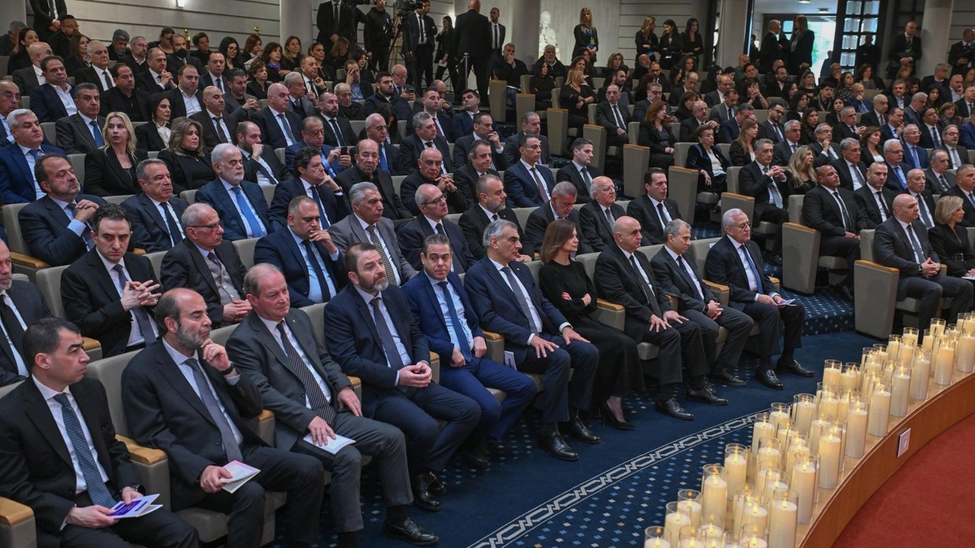 رتبة سجدة الصليب في جامعة الروح القدس