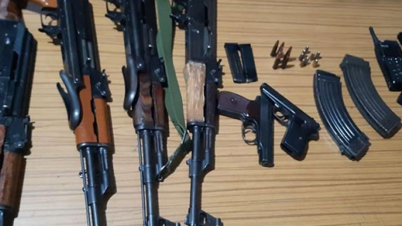 بالصور: توقيف 3 مواطنين... وهذا ما ضُبط