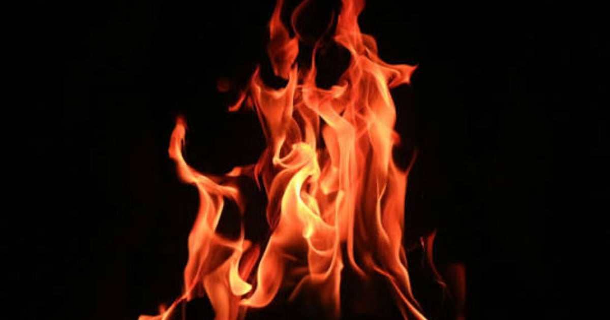 He Pretented To Pray, Then Left The Church In Flames!