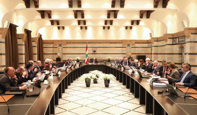 مجلس الوزراء وافق على توصية المجلس الأعلى للدفاع بتحذير "حماس"
