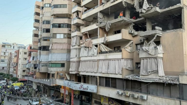 لبنان يعيش حرباً مقنعة... ودكاكين تفضح الواقع!