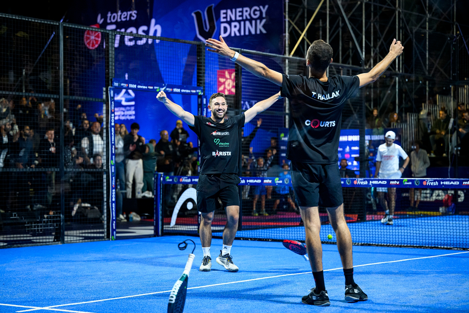 Courts بطلاً للنسخة الثانية من "مايك سبور بادل ليغ"