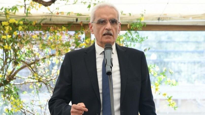 يزبك لشباب لبنان: أبشع أنواع الاغتراب تقديم استقالتنا من دورنا في بلدنا