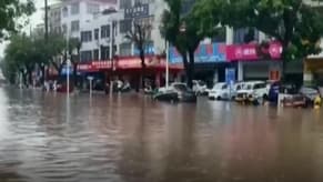 بالفيديو: الشّوارع تغرق