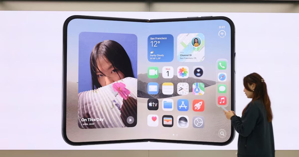 Apple Says it Will Replace iPhone Duo Units
