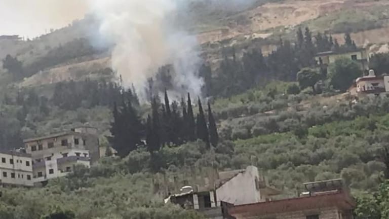 إخماد حريق بين بخعون والمطل في الضنية